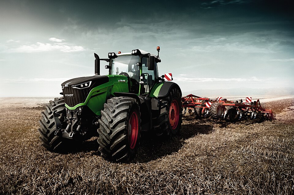 Schlauchleitungen im Einsatz an einem Fendt-Traktor